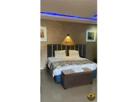 Wimpy hotel and suite beachfront