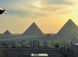 Regant pyramids hotel