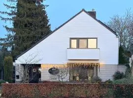 Gezellige Ruime Villa incl Hottub Sauna en Gamesroom
