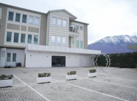 Hotel haliti kukes, Hotel in Kukës