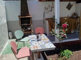 Susa and Pepe garden and house, hotelli kohteessa Agaete