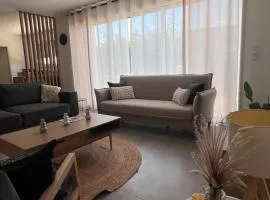 NeseHome, Maison à proximité du Futuroscope