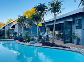 24 On Basil Boutique Luxury hotel, hotel em Joanesburgo