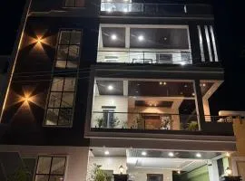 Mihira Home Stays, Kazipet