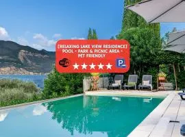 Panoramic Lake View Apartments with Pool & Breakfast