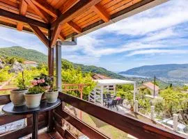 Seaview Chalet
