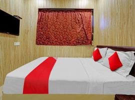 Super Hotel Yatri Inn Vashi Navi Mumbai, hotel di Turambhe