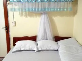 Hoàng Bách homestay - Đồng Văn, Motorbike, Tours