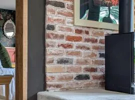 Little Barn