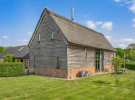Liston Hall Barn, hotel a Gosfield