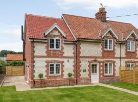 Sea Lavender Cottage-Uk11930