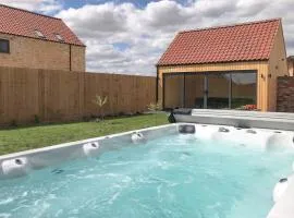 Walnut House - Ukc4652
