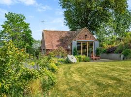 The Cottage High Wykehurst End, hotel a Cranleigh