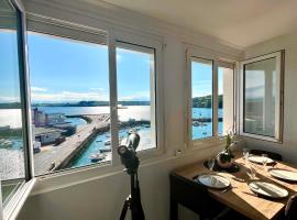 Superbe vue mer et panorama sur la baie, hotel a Douarnenez