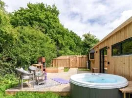 Meadow Hide - Uk36773