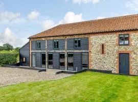 Kestrel Barn-Uk31353