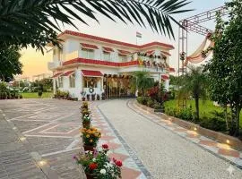 royal palace and resort