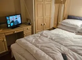 M&n caravan hire