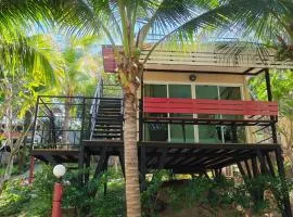 Hill Zone Home Stay by Little Paradise
