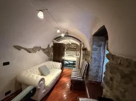 Il Borgo Sospeso Al Vicolo Ristretto Apricale