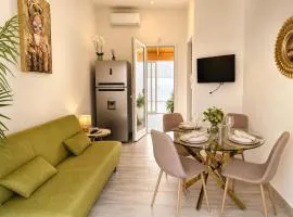 AleMi Casa Vacanza Moderna vicino al Mare