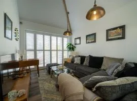 The Mustard Pot 2-Bed Apartment Stoke Holy Cross