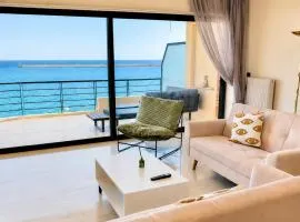 Seafront Luxury Apartment