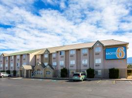 Motel 6-Bernalillo, NM, hotell i Bernalillo