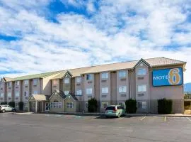 Motel 6-Bernalillo, NM