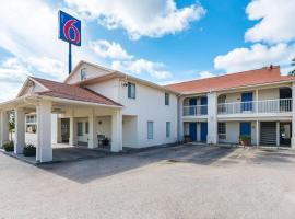 Motel 6-Livingston, TX, hotell i Livingston