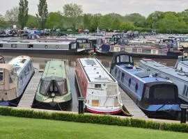 Komet Canal Boats