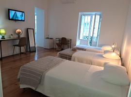 Jomafreitas – hotel w mieście Ponta Delgada