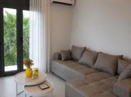 Elina's Era Lounge Apartment