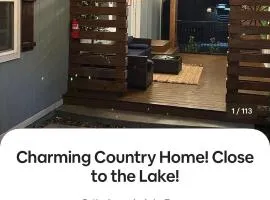 Charming Country Home! Close to the Lake!
