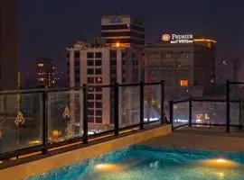 Wavy Designer Apartment MM Alam road
