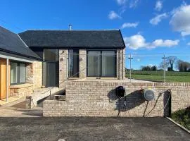 Falcon Cottage