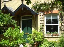 Old Station Gardens, SW London