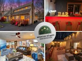 6BR Luxury Mountain Retreat - Hot Tub, Game Room, Lake, Beach, Karaoke, Poconos