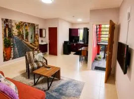 Modern 2BR Apt with Kitchen FAST WIFI AC in North Paramaribo
