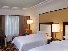 Sheraton Grand Pune Bund Garden Hotel, hotel em Pune