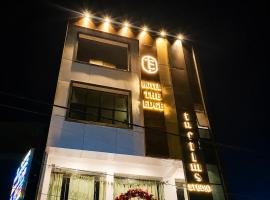 Hotel The Edge, hótel í Rewa