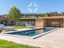La cour du Luberon maisons d'hôtes, hotelli La Motte-dʼAigues'ssä