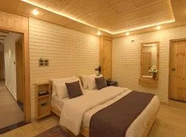 PalPenzy - Bespoke Premium Stay