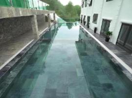 LAKESIDE DAILAI HOTEL, khách sạn ở Bá Hạ
