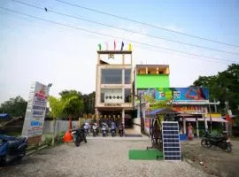 Hotel Joy Guru Inn