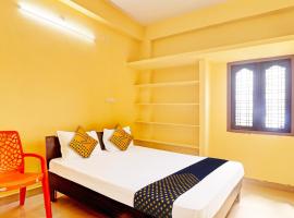 OYO Hotel Akruthi Grand, hotel a Hyderabad