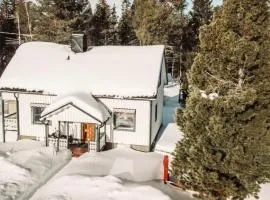 Small Guest Room Retreat in Arjeplog, Sweden