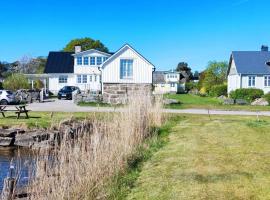 Cozy guesthouse at the harbour, Hotel in Sölvesborg