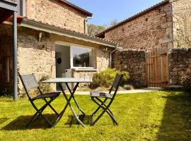 Superbe appartement avec jacuzzi et jardin privé
