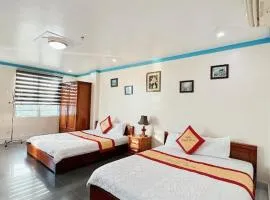 catbadiscovery hotel
